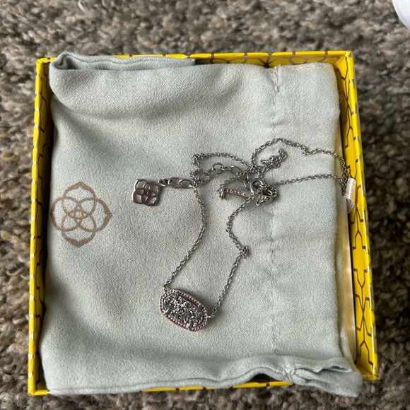 Kendra Scott Elisa Silver Extended Length Pendant Necklace in Platinum Drusty - Picture 2 of 2